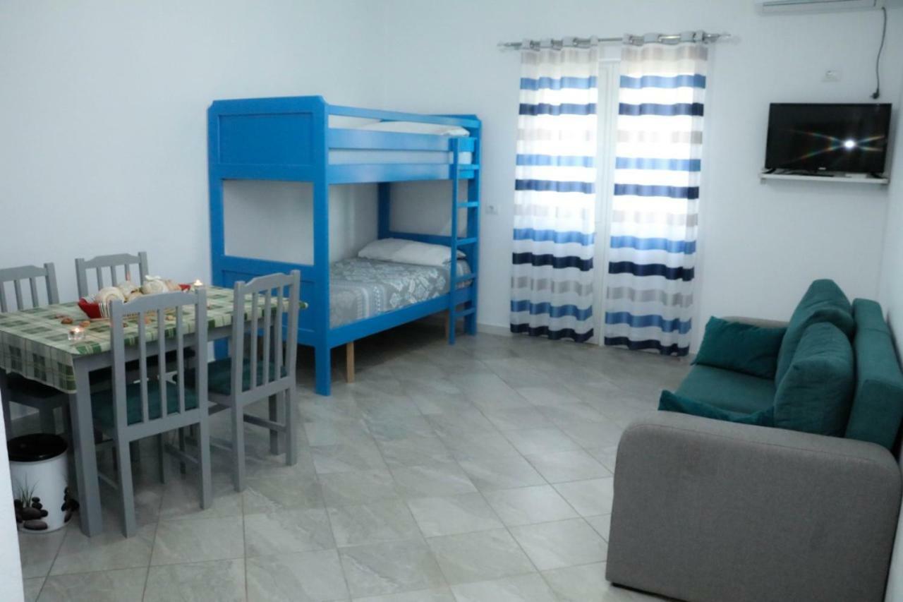 Doci Seven Hotel Velipojë 外观 照片